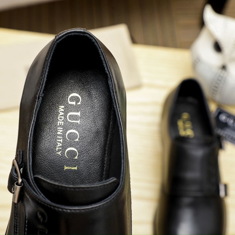 Gucci Leather Shoes